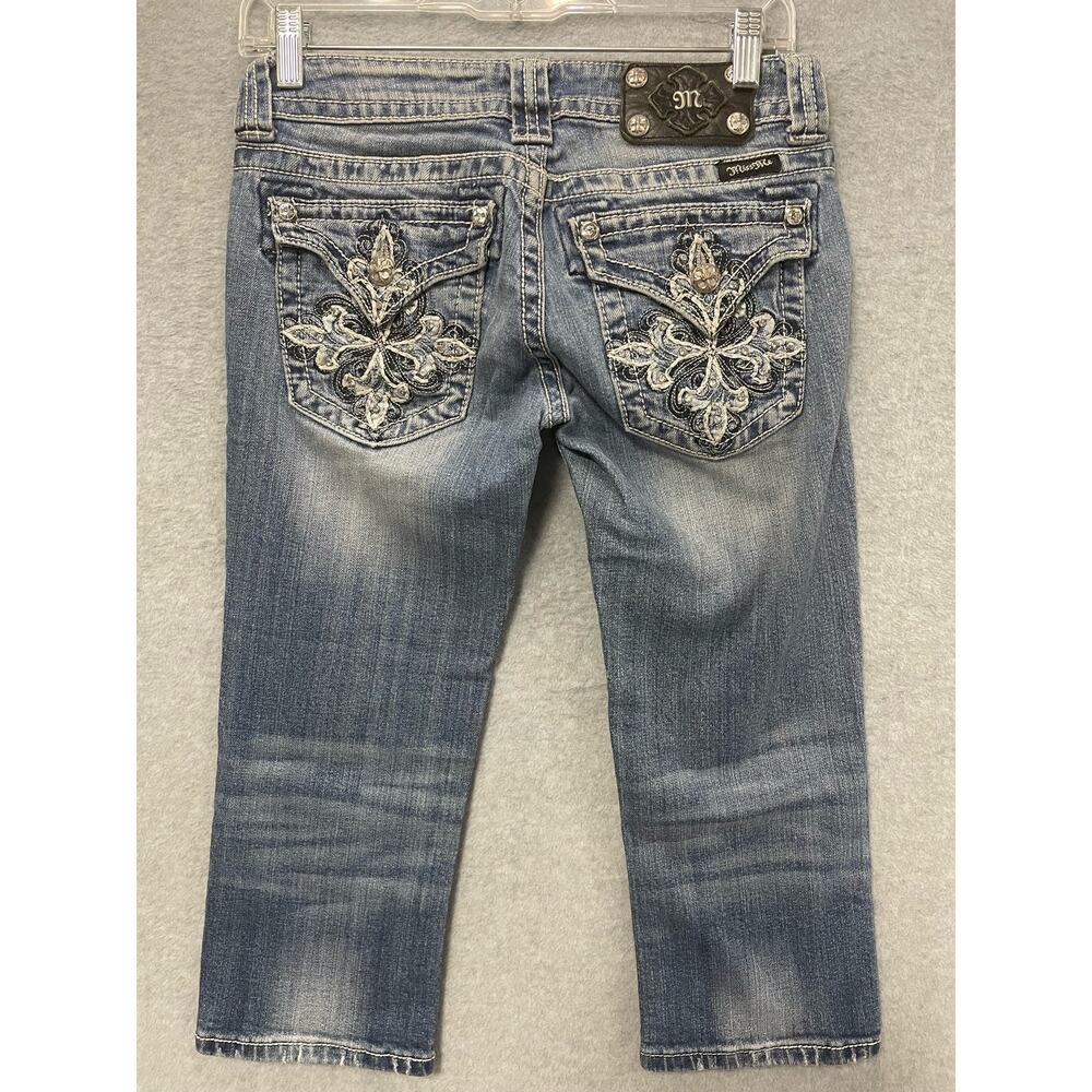 Miss Me Capri Jeans Size 26